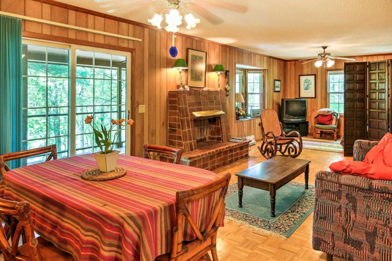 Lakefront Mountain Rest Cottage With Gas Fireplace! Walhalla Екстериор снимка
