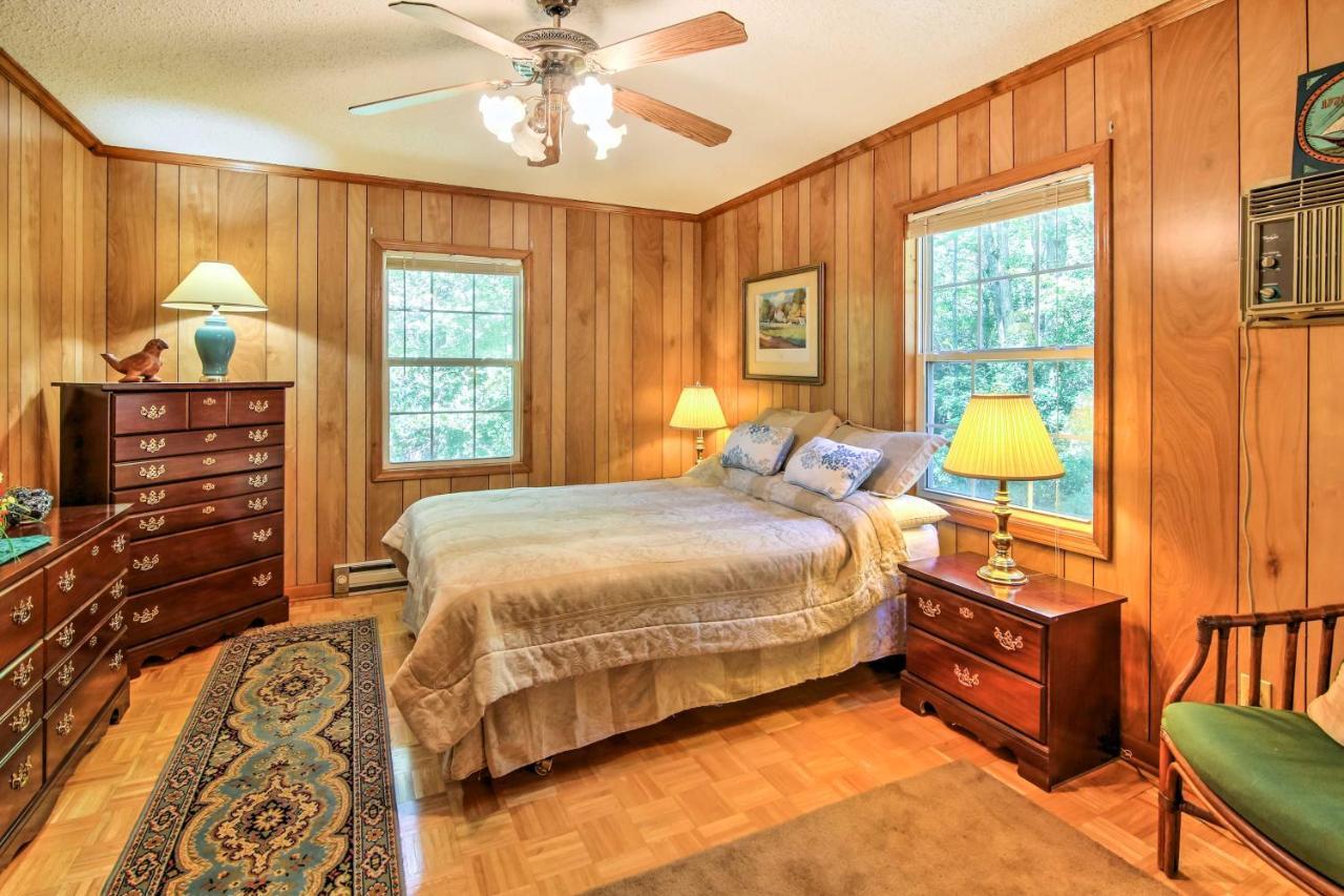 Lakefront Mountain Rest Cottage With Gas Fireplace! Walhalla Екстериор снимка