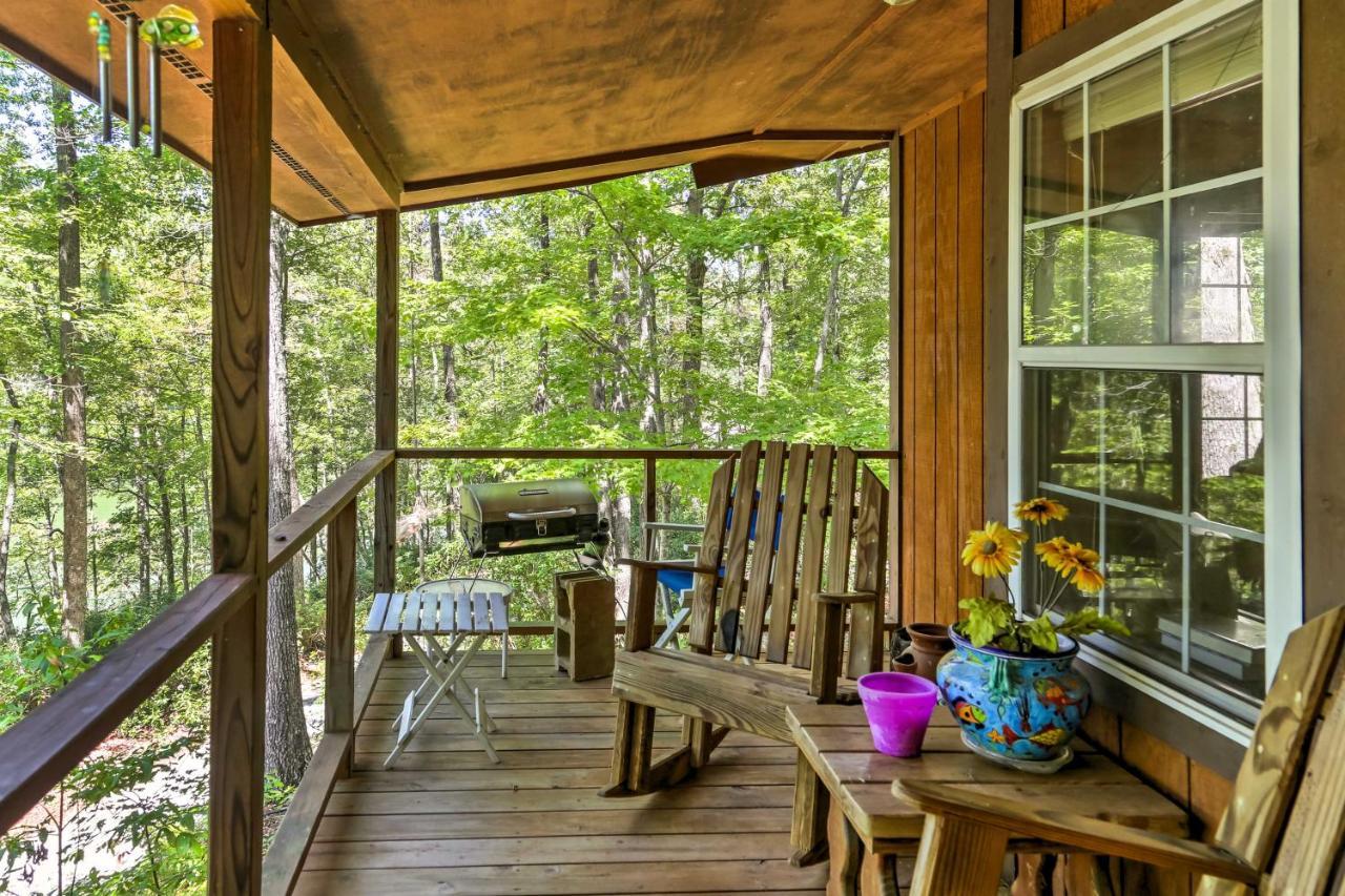 Lakefront Mountain Rest Cottage With Gas Fireplace! Walhalla Екстериор снимка
